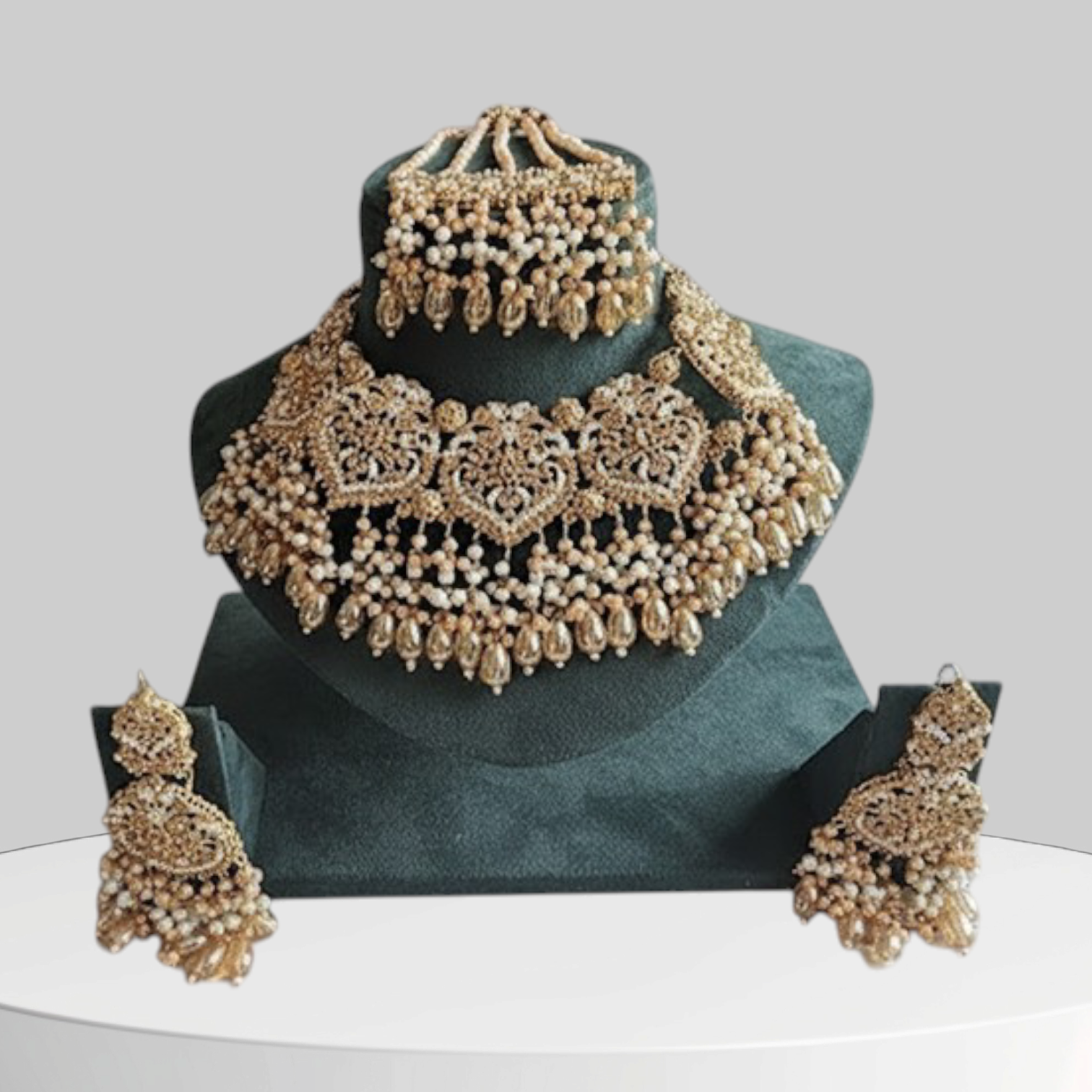 Gold-Plated Choker & Necklace with Pearls and Crystal Drops
