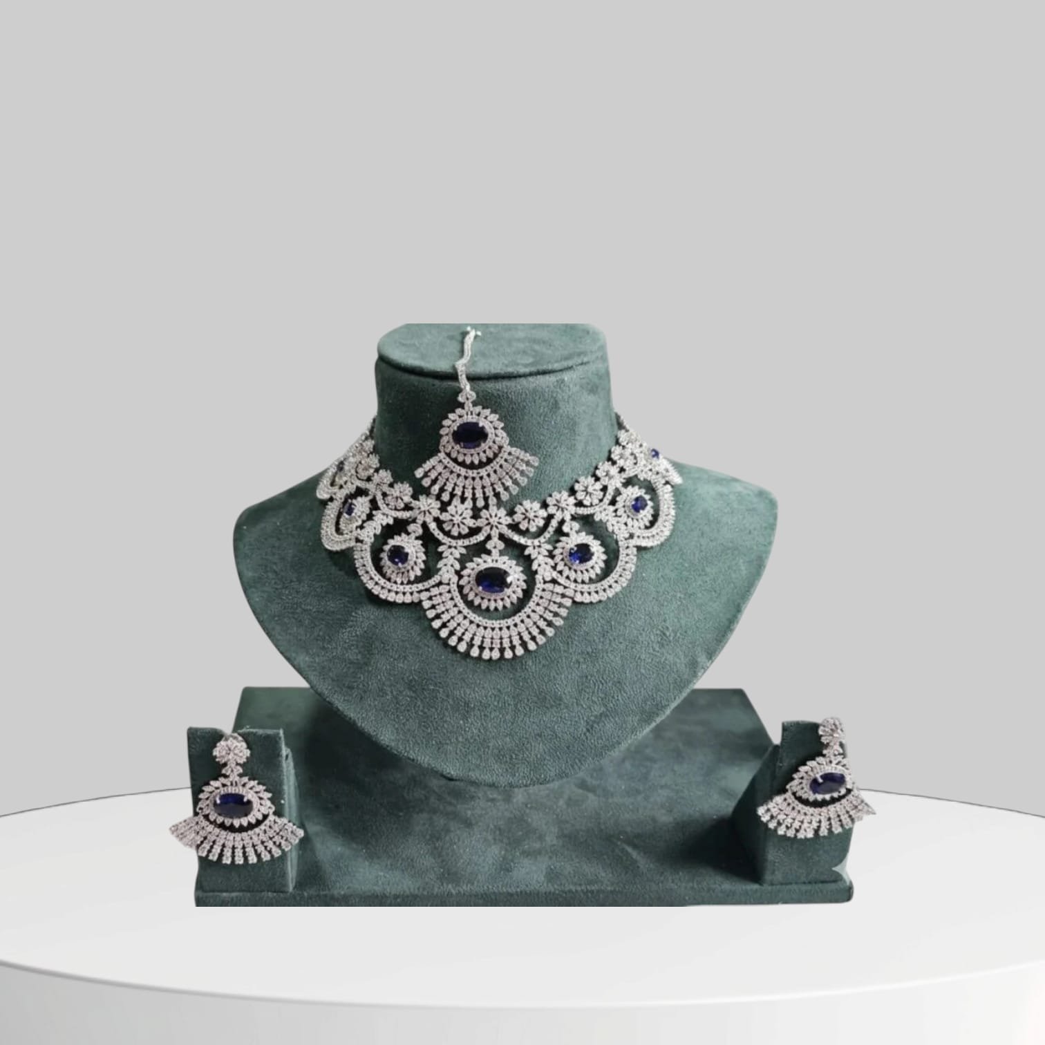 Diamond Choker with Deep Blue Center Stones