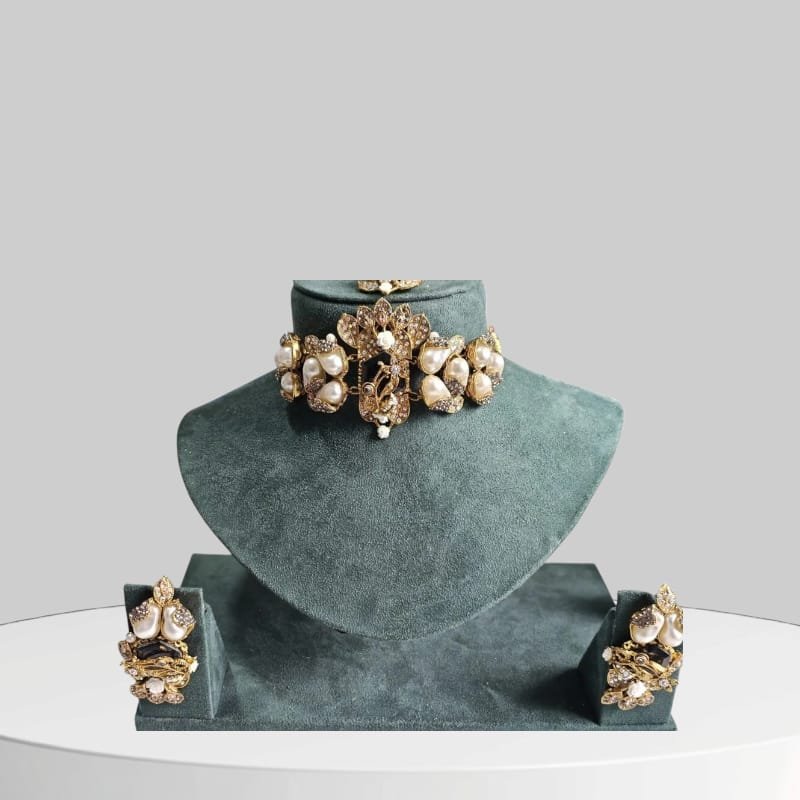 Shop Primary Image Shop Primary Image