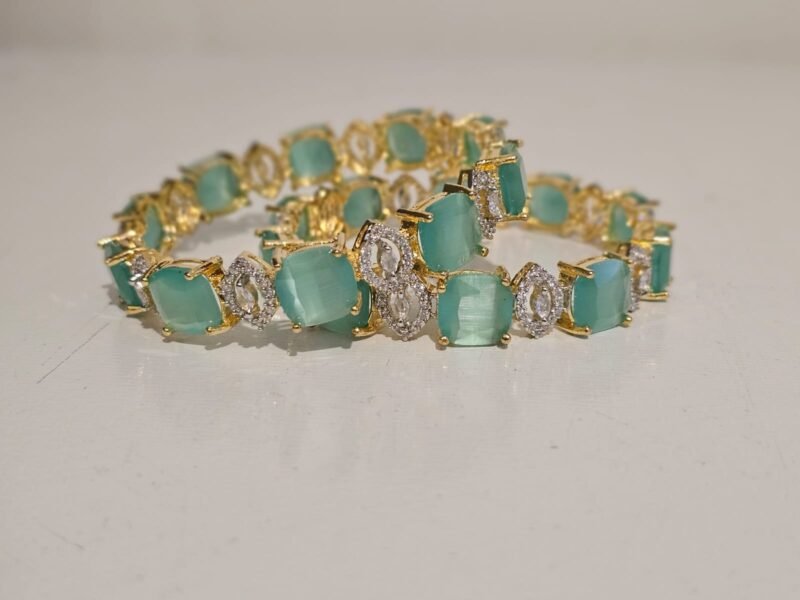 Mist Bangle – Serene Mint Elegance in Gold and Crystal